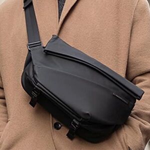 NIID Radiant Urban Sling Bag